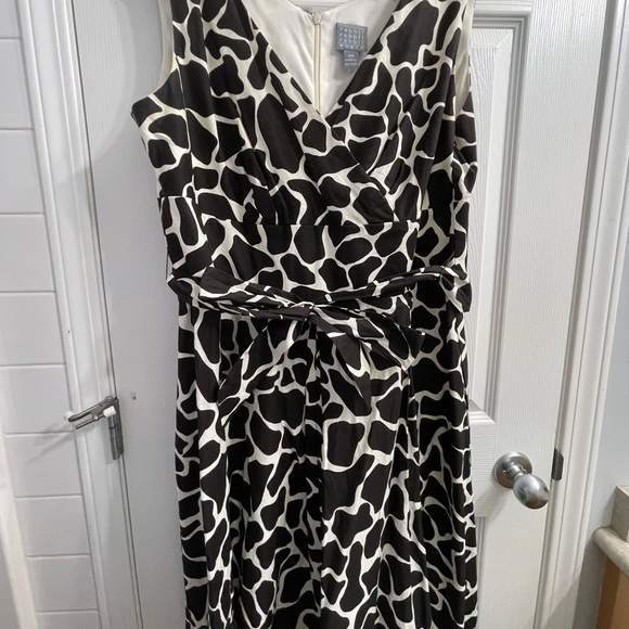 Hot midi dress for the summer! - Picture 5 of 5